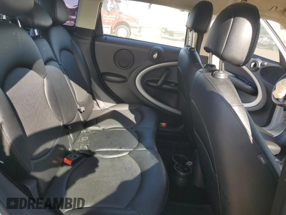 2016 MINI Countryman with VIN WMWZB3C50GWR49868, listed as a Copart auction lot 45771525 with 107,823 mi miles and Salvage title. Bid and sale history available at DreamBid. Image 10.