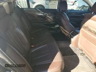 2016 BMW 7 Series 740i с VIN WBA7E2C51GG503912, выставлен на аукционе Copart как лот 47464895 с пробегом 160 322 миль миль и Списание • Salvage title. История ставок и продаж доступна на DreamBid. Изображение 10.