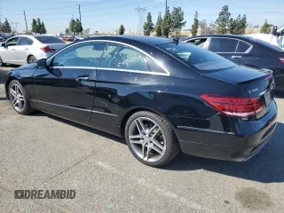 2015 Mercedes-Benz E 400 with VIN WDDKJ6FB5FF302154, listed as a Copart auction lot 49863275 with 165,582 mi miles and Clean title. Bid and sale history available at DreamBid. Image 2.
