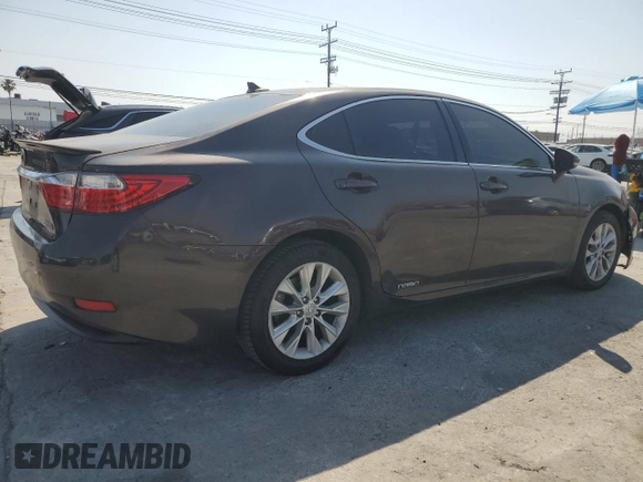 2013 Lexus ES 300h with VIN JTHBW1GG7D2025857, listed as a Copart auction lot 59790165 with 268,381 mi miles and Salvage title. Bid and sale history available at DreamBid. Image 3.