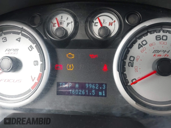 2008 Ford Focus SE with VIN 1FAHP33NX8W135881, listed as a IAAI auction lot 41668949 with 160,261 mi miles. Bid and sale history available at carsss.com. Image 7.