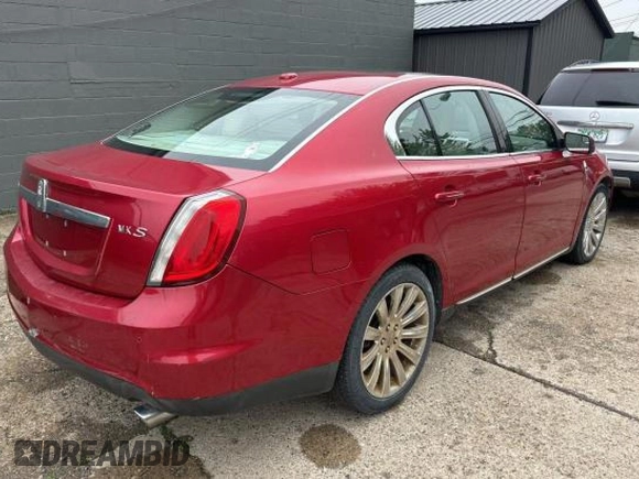 2010 Lincoln MKS z VIN 1LNHL9DR0AG603509, wystawiony jako Copart lot #60124735 z przebiegiem 181 076 mil mil oraz Czysty tytuł • Clean title. Historia ofert i sprzedaży dostępna na DreamBid. Obrazek 4.
