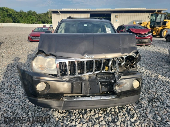 2005 Jeep Grand Cherokee Limited with VIN 1J4HR58235C654101, listed as a Copart auction lot 65961985 with 204,577 mi miles and Non repairable. Bid and sale history available at DreamBid. Image 5.
