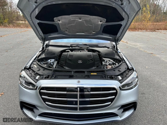 2021 Mercedes-Benz S-Class S 580 with VIN W1K6G7GB8MA039284, listed as a Copart auction lot 51819575 with NaN miles and Clean Title. Bid and sale history available at carsss.com. Image 7.