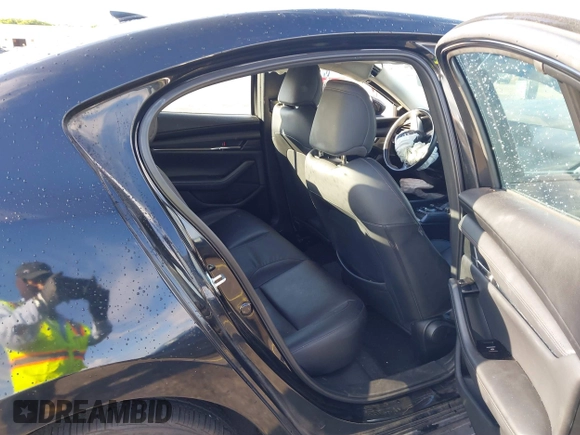 2021 Mazda 3 Premium with VIN JM1BPADL7M1303484, listed as a IAAI auction lot 41666785 with 34,476 mi miles and . Bid and sale history available at DreamBid. Image 8.