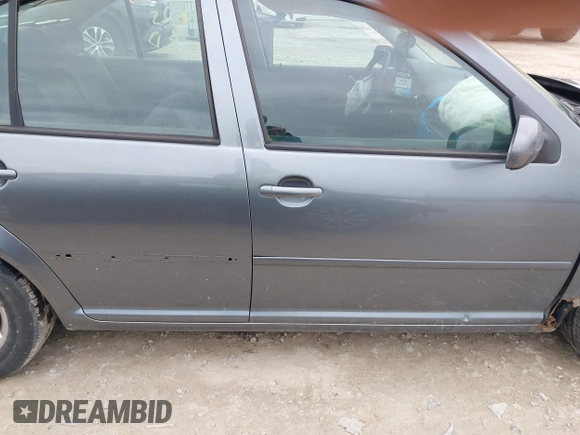 2003 Volkswagen Jetta GLS with VIN 3VWSP69M63M189779, listed as a IAAI auction lot 42026287 with 270,611 mi miles and . Bid and sale history available at DreamBid. Image 13.