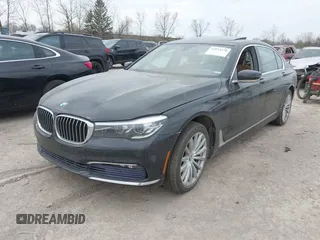 2017 BMW 7 Series 740i xDrive z VIN WBA7E4C55HGU99165, wystawiony jako IAAI lot #42073278 z przebiegiem 47 506 mil mil oraz . Historia ofert i sprzedaży dostępna na DreamBid. Obrazek 2.