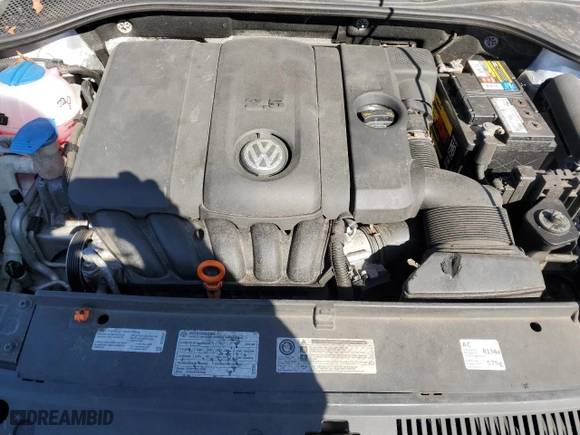2012 Volkswagen Passat SE with VIN 1VWBP7A31CC095240, listed as a Copart auction lot 50832545 with 116,154 mi miles and Clean Title. Bid and sale history available at carsss.com. Image 11.