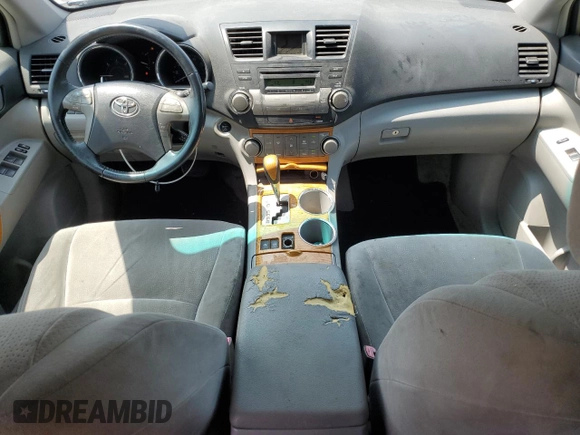 2008 Toyota Highlander z VIN JTEEW41A682019991, wystawiony jako Copart lot #60118135 z przebiegiem 185 105 mil mil oraz Czysty tytuł • Clean title. Historia ofert i sprzedaży dostępna na DreamBid. Obrazek 8.