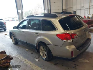 2014 Subaru Outback 2.5i Premium with VIN 4S4BRBCC6E3323986, listed as a IAAI auction lot 41622049 with 130,662 mi miles. Bid and sale history available at carsss.com. Image 3.