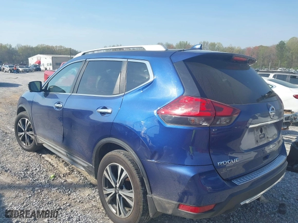 2017 Nissan Rogue S with VIN 5N1AT2MT7HC803227, listed as a IAAI auction lot 41889197 with 262,493 mi miles. Bid and sale history available at carsss.com. Image 3.