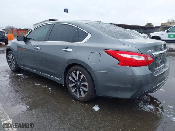 2017 Nissan Altima 2.5 SV with VIN 1N4AL3AP6HC277759, listed as a IAAI auction lot 41523979 with 102,647 mi miles. Bid and sale history available at carsss.com. Image 3.