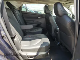 2022 Toyota Highlander XLE with VIN 5TDGZRBH3NS227229, listed as a Copart auction lot 62271585 with 92,883 mi miles and Salvage title. Bid and sale history available at DreamBid. Image 11.