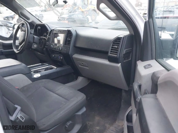 2018 Ford F-150 XL with VIN 1FTEW1CP2JKF59249, listed as a IAAI auction lot 41749997 with 122,020 mi miles. Bid and sale history available at carsss.com. Image 5.
