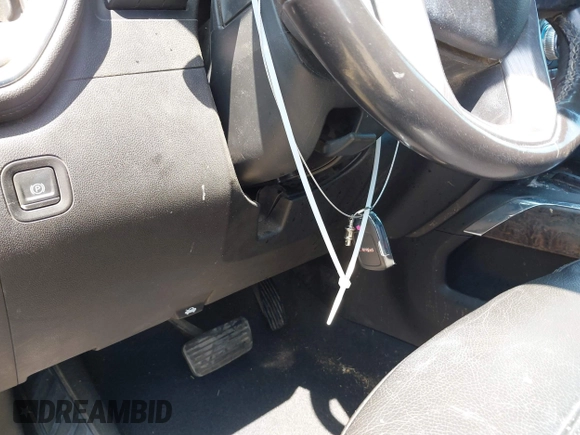 2019 GMC Sierra 1500 Denali z VIN 1GTU9FEL5KZ387012, wystawiony jako IAAI lot #42002743 z przebiegiem 124 718 mil mil oraz . Historia ofert i sprzedaży dostępna na DreamBid. Obrazek 11.