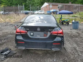 2020 Mercedes-Benz A 220 z VIN WDD3G4FB7LW039572, wystawiony jako Copart lot #55587245 z przebiegiem 56 165 mil mil oraz Tytuł czysty. Historia ofert i sprzedaży dostępna na DreamBid. Obrazek 6.