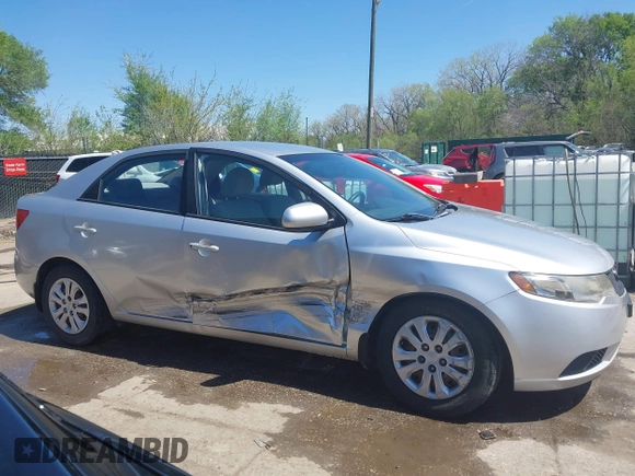 2010 Kia Forte LX with VIN KNAFT4A29A5061695, listed as a IAAI auction lot 42034559 with 114,470 mi miles. Bid and sale history available at carsss.com. Image 13.