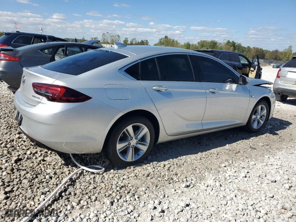 2018 Buick Regal Sportback Preferred with VIN W04GL6SXXJ1090542, listed as a Copart auction lot 73792744 with 101,036 mi miles and Clean Title. Bid and sale history available at carsss.com. Image 3.