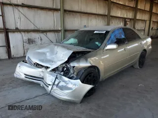 2005 Toyota Camry STD z VIN 4T1BE32K75U422076, wystawiony jako Copart lot #47096965 z przebiegiem 156 355 mil mil oraz Szkoda całkowita • Salvage title. Historia ofert i sprzedaży dostępna na DreamBid. Obrazek 1.
