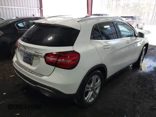 2019 Mercedes-Benz GLA 250 z VIN WDCTG4GB7KJ585660, wystawiony jako IAAI lot #41771154 z przebiegiem 96 301 mil mil oraz . Historia ofert i sprzedaży dostępna na DreamBid. Obrazek 4.