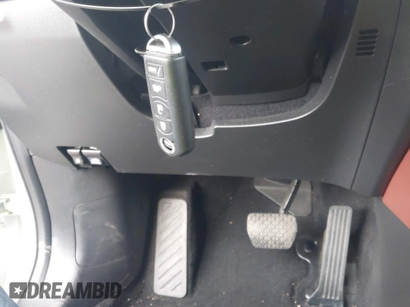 2019 Mazda CX-9 Signature with VIN JM3TCBEY8K0327724, listed as a IAAI auction lot 42068769 with 77,823 mi miles and . Bid and sale history available at DreamBid. Image 11.