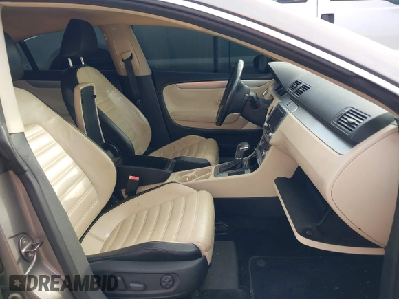 2010 Volkswagen CC Lux with VIN WVWHN7AN4AE530337, listed as a IAAI auction lot 41244342 with 100,819 mi miles. Bid and sale history available at carsss.com. Image 5.