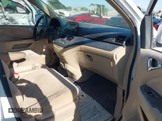 2005 Honda Odyssey EX with VIN 5FNRL38465B081716, listed as a IAAI auction lot 41998956 with 173,182 mi miles and . Bid and sale history available at carsss.com. Image 5.
