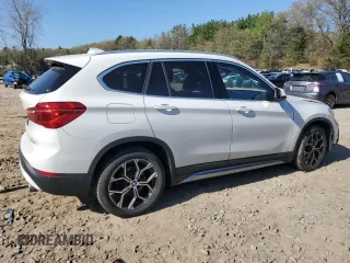 2020 BMW X1 xDrive28i с VIN WBXJG9C0XL5P63962, выставлен на аукционе Copart как лот 54834475 с пробегом 64 401 миль миль и Списание • Salvage title. История ставок и продаж доступна на DreamBid. Изображение 3.