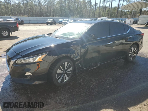 2019 Nissan Altima 2.5 SV with VIN 1N4BL4DV0KC138562, listed as a Copart auction lot 48052715 with 109,492 mi miles and Salvage Title. Bid and sale history available at carsss.com. Image 1.