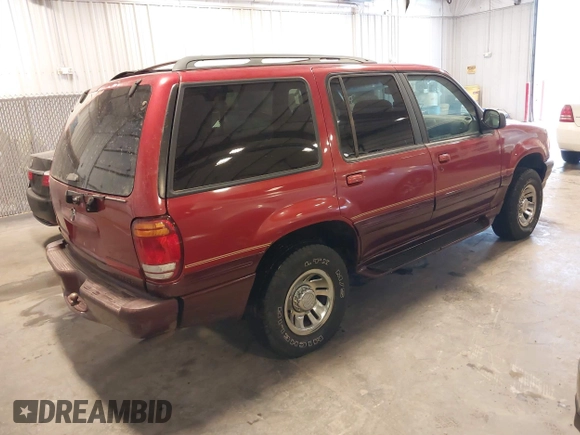 1998 Mercury Mountaineer z VIN 4M2ZU55P2WUJ00109, wystawiony jako IAAI lot #41833690 z przebiegiem 119 073 mil mil oraz . Historia ofert i sprzedaży dostępna na DreamBid. Obrazek 4.