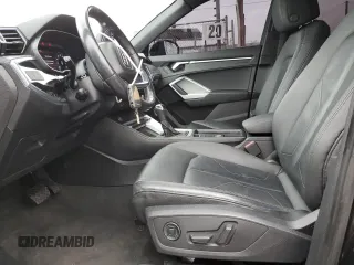 2020 Audi Q3 S line Premium Plus z VIN WA1EECF34L1028676, wystawiony jako Copart lot #65949965 z przebiegiem 80 838 mil mil oraz Czysty tytuł • Clean title. Historia ofert i sprzedaży dostępna na DreamBid. Obrazek 7.
