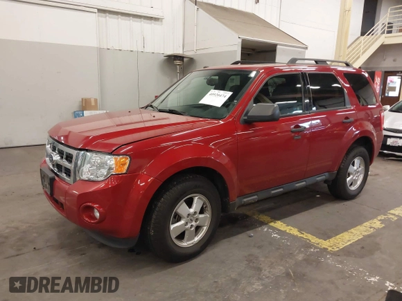 2011 Ford Escape XLT с VIN 1FMCU9D7XBKB14572, выставлен на аукционе IAAI как лот 40920474 с пробегом 154 888 миль миль и . История ставок и продаж доступна на DreamBid. Изображение 17.