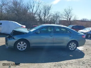 2011 Toyota Camry LE with VIN 4T1BK3EK1BU618272, listed as a IAAI auction lot 41690797 with 130,686 mi miles. Bid and sale history available at carsss.com. Image 14.