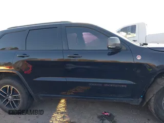 2018 Jeep Grand Cherokee Trailhawk with VIN 1C4RJFLT2JC349450, listed as a IAAI auction lot 40848526 with 139,326 mi miles and . Bid and sale history available at DreamBid. Image 14.