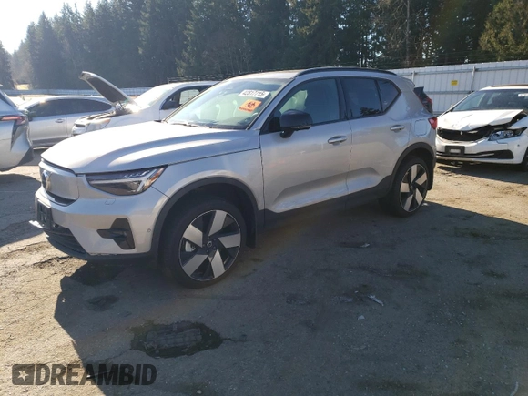 2023 Volvo XC40 Ultimate z VIN YV4ED3UM0P2050319, wystawiony jako Copart lot #42817715 z przebiegiem Nie podano mil oraz Szkoda całkowita • Salvage title. Historia ofert i sprzedaży dostępna na DreamBid. Obrazek 1.