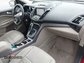 2013 Ford Escape SE with VIN 1FMCU0GX6DUC50924, listed as a IAAI auction lot 41673513 with 127,250 mi miles and . Bid and sale history available at DreamBid. Image 5.