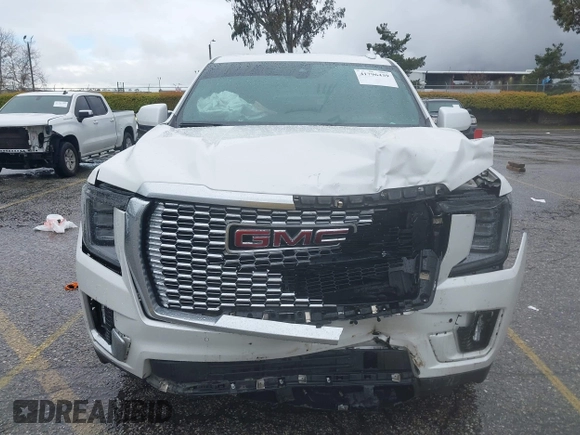 2021 GMC Yukon Denali with VIN 1GKS2DKL8MR125626, listed as a IAAI auction lot 41796439 with 63,001 mi miles. Bid and sale history available at carsss.com. Image 12.