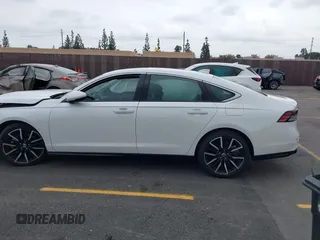 2024 Honda Accord Touring with VIN 1HGCY2F81RA014559, listed as a IAAI auction lot 42036422 with 39,914 mi miles and . Bid and sale history available at DreamBid. Image 14.