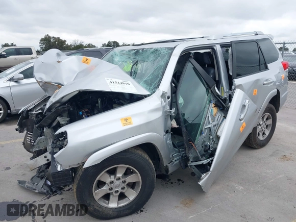 2010 Toyota 4Runner SR5 z VIN JTEZU5JR9A5011357, wystawiony jako IAAI lot #41514810 z przebiegiem Nie podano mil oraz . Historia ofert i sprzedaży dostępna na DreamBid. Obrazek 17.