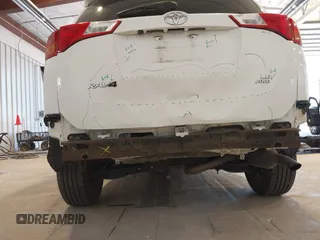 2015 Toyota RAV4 LE z VIN 2T3BFREV8FW336371, wystawiony jako IAAI lot #42330943 z przebiegiem 113 499 mil mil oraz . Historia ofert i sprzedaży dostępna na DreamBid. Obrazek 6.
