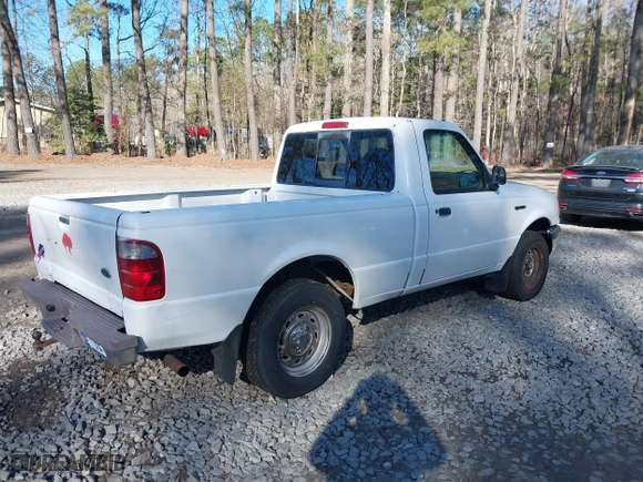 2002 Ford Ranger XL with VIN 1FTYR10D92TA63357, listed as a IAAI auction lot 41776435 with 201,380 mi miles. Bid and sale history available at carsss.com. Image 4.