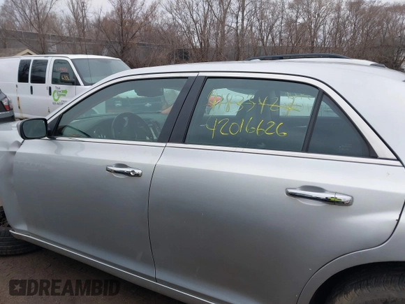 2012 Chrysler 300 C with VIN 2C3CCAKT0CH289662, listed as a IAAI auction lot 42016626 with 195,785 mi miles and . Bid and sale history available at DreamBid. Image 14.