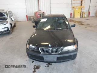2004 BMW 3 Series 325i with VIN WBAEV334X4KL63050, listed as a IAAI auction lot 42117698 with 173,687 mi miles. Bid and sale history available at carsss.com. Image 6.