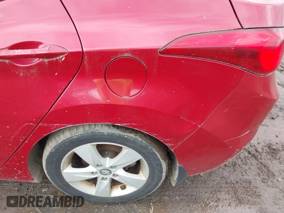 2013 Hyundai Elantra GLS с VIN KMHDH4AE6DU945363, выставлен на аукционе IAAI как лот 42333573 с пробегом 123 417 миль миль и . История ставок и продаж доступна на DreamBid. Изображение 6.