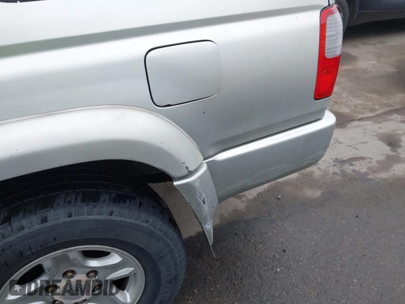 2000 Toyota 4Runner SR5 with VIN JT3GN86RXY0140450, listed as a IAAI auction lot 41374941 with 276,815 mi miles and . Bid and sale history available at DreamBid. Image 13.