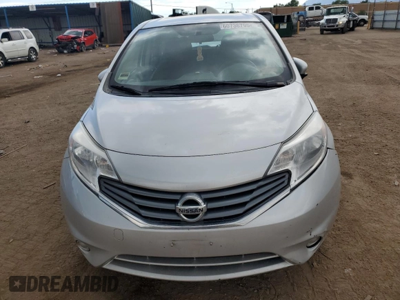 2015 Nissan Note S with VIN 3N1CE2CP4FL405327, listed as a Copart auction lot 60738795 with 97,389 mi miles and Salvage title. Bid and sale history available at DreamBid. Image 5.