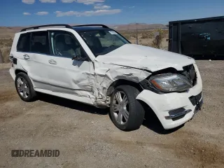 2015 Mercedes-Benz GLK 350 with VIN WDCGG8JB5FG347312, listed as a Copart auction lot 70240564 with 97,623 mi miles and Salvage Title. Bid and sale history available at DreamBid. Image 4.