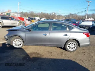 2018 Nissan Sentra SV with VIN 3N1AB7AP4JL611935, listed as a IAAI auction lot 41454540 with 61,923 mi miles. Bid and sale history available at carsss.com. Image 14.