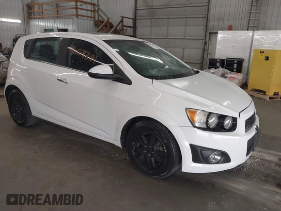 2012 Chevrolet Sonic LTZ z VIN 1G1JE6SH4C4169147, wystawiony jako IAAI lot #40283181 z przebiegiem 60 876 mil mil oraz . Historia ofert i sprzedaży dostępna na DreamBid. Obrazek 1.