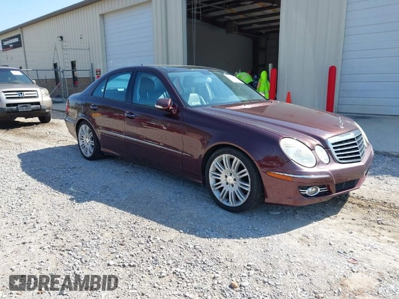 2008 Mercedes-Benz E-Class Luxury 3.5L with VIN WDBUF56X58B190815, listed as a IAAI auction lot 42026834 with 131,947 mi miles. Bid and sale history available at carsss.com. Image 1.